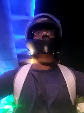 Snapshot of YoursThickDick chatting on 7, 11, 2025 YoursThickDick online show from 7, 11, 2025