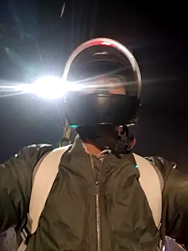 Snapshot of YoursThickDick chatting on 18, 11, 2025 YoursThickDick online show from 18, 11, 2025