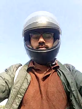 Snapshot of YoursThickDick chatting on 15, 11, 2025 YoursThickDick online show from 15, 11, 2025