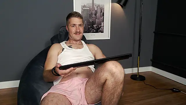 Snapshot of Mr_At_ chatting on 25, 9, 2025 Mr At  online show from 25, 9, 2025