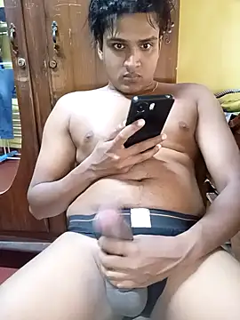 Snapshot of DreamyBeat450 chatting on 28, 10, 2025 DreamyBeat450 online show from 28, 10, 2025