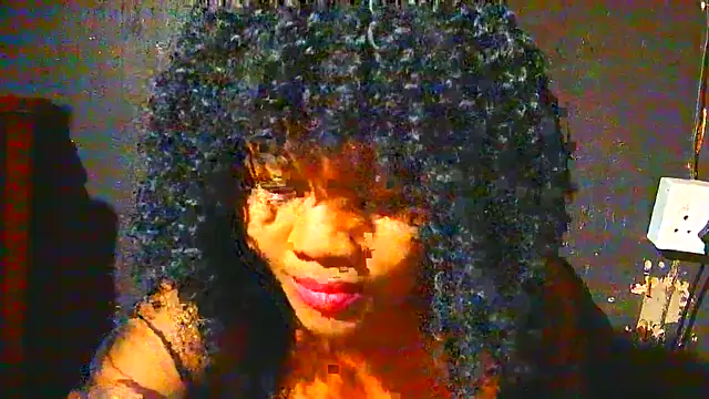 Augustine-Blooomxx online show from 12, 11, 2025