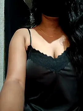 DiyaRoy49 online show from 21, 12, 2025