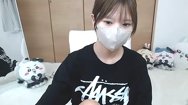 Snapshot of yuna_rin chatting on 28, 5, 2026 yuna rin online show from 28, 5, 2026