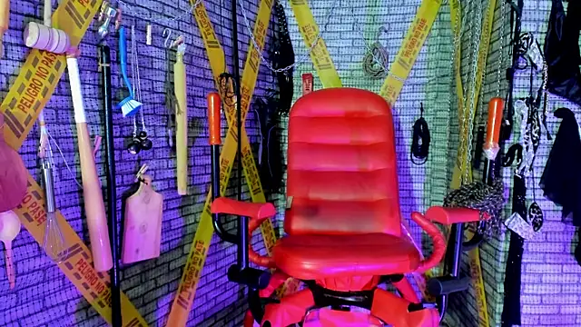 ariel bdsm online show from 25, 4, 2026