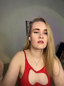 KiraBerht online show from 12, 2, 2026