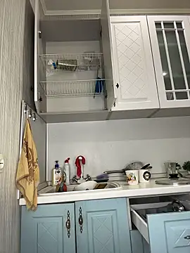 KiraBerht online show from 18, 12, 2025