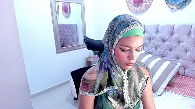 Snapshot of SofiaRivera1 chatting on 27, 9, 2025 SofiaRivera1 online show from 27, 9, 2025