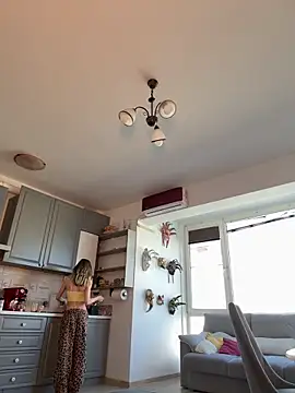 BabyAnais online show from 8, 4, 2026