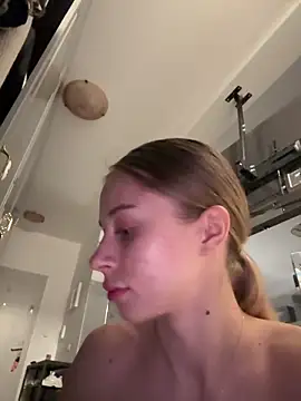 BabyAnais online show from 23, 10, 2025