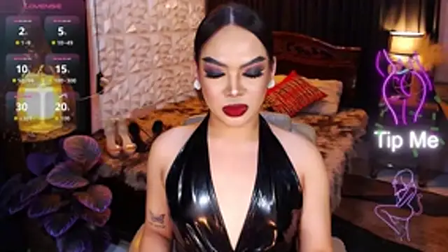 Snapshot of GODDESSHUGECOCKANDREA chatting on 7, 5, 2026 GODDESSHUGECOCKANDREA online show from 7, 5, 2026