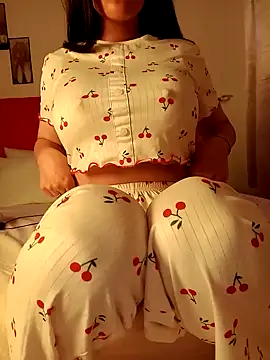 Snapshot of OnlyRima chatting on 18, 10, 2025 OnlyRima online show from 18, 10, 2025