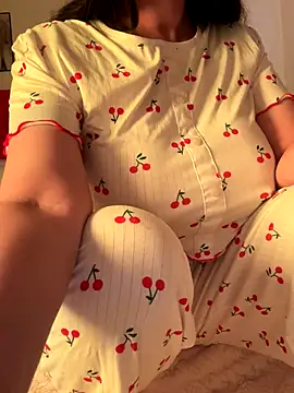 Snapshot of OnlyRima chatting on 27, 11, 2025 OnlyRima online show from 27, 11, 2025