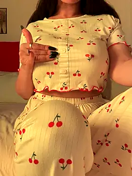 Snapshot of OnlyRima chatting on 15, 10, 2025 OnlyRima online show from 15, 10, 2025