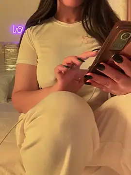 Snapshot of OnlyRima chatting on 20, 10, 2025 OnlyRima online show from 20, 10, 2025