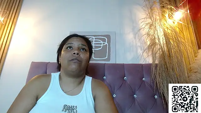 naomi campbel  online show from 29, 5, 2026
