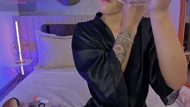 Snapshot of NaishaFord_1 chatting on 16, 11, 2025 NaishaFord 1 online show from 16, 11, 2025