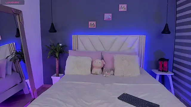 Snapshot of NaishaFord_1 chatting on 19, 5, 2026 NaishaFord 1 online show from 19, 5, 2026
