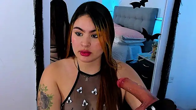 Snapshot of AdeleJhones chatting on 10, 10, 2025 AdeleJhones online show from 10, 10, 2025