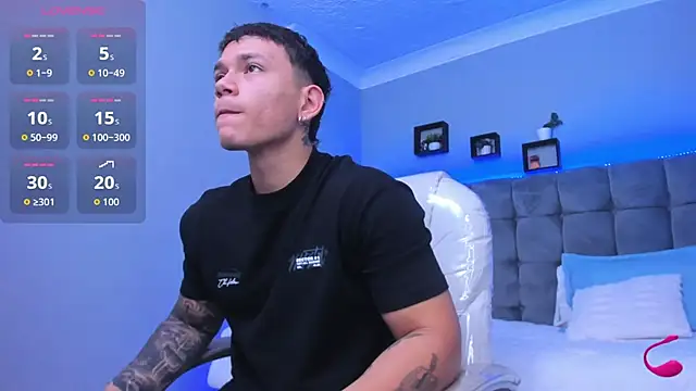 Thomas moon online show from 25, 11, 2025