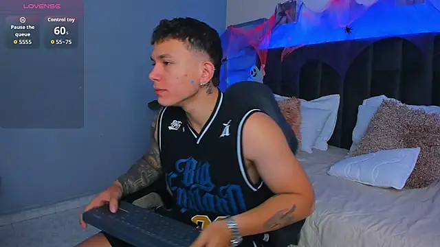 Thomas moon online show from 21, 10, 2025