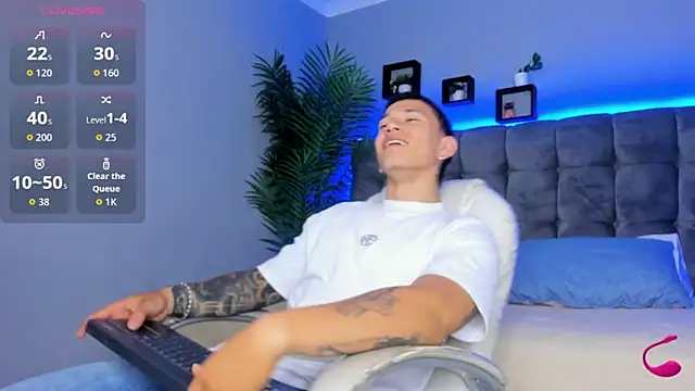 Thomas moon online show from 10, 3, 2026