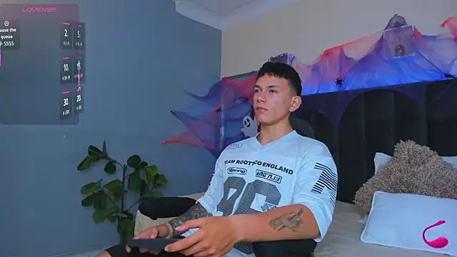 Thomas moon online show from 23, 10, 2025