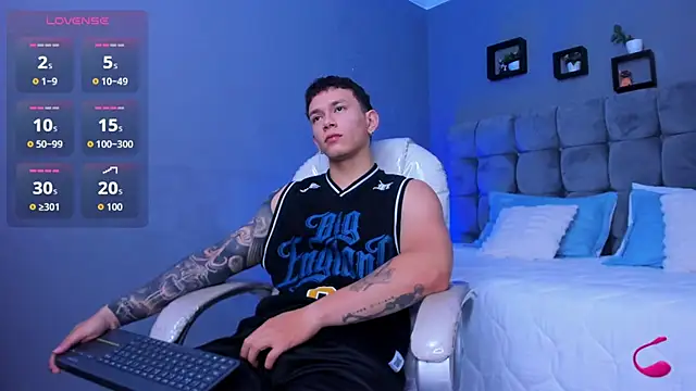 Thomas moon online show from 14, 11, 2025