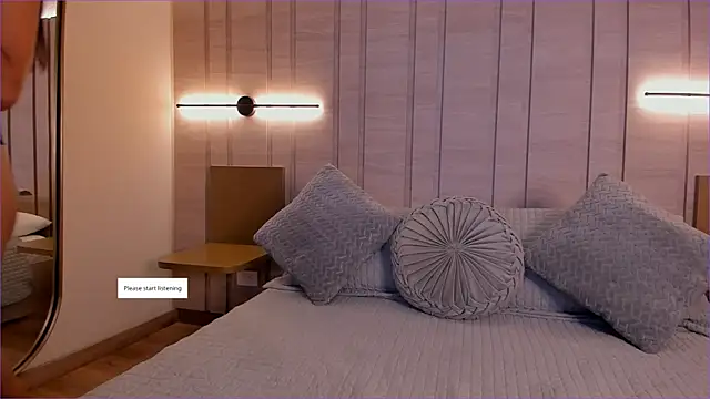 Isabellaroberts1 online show from 8, 10, 2025