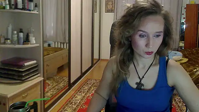 ClassyInna online show from 10, 9, 2025