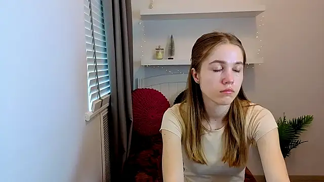 Snapshot of Spicy_Lexi chatting on 7, 5, 2026 Spicy Lexi online show from 7, 5, 2026