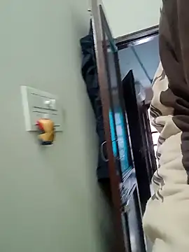 Yourrambo online show from 9, 4, 2026