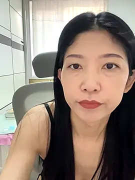 Snapshot of xiaoxianerw chatting on 28, 11, 2025 xiaoxianerw online show from 28, 11, 2025