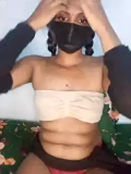 kissy doll online show from 16, 10, 2025