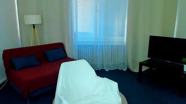 EllaSteele online show from 30, 9, 2025