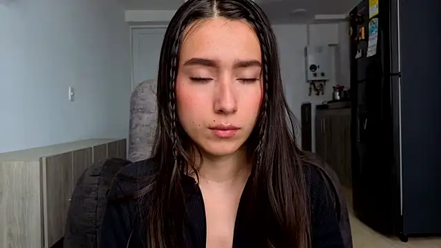 Snapshot of Adhara_Kitten chatting on 15, 5, 2026 Adhara Kitten online show from 15, 5, 2026