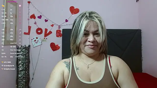 pamela echeverria online show from 3, 6, 2026