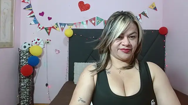 Snapshot of pamela_echeverria chatting on 26, 6, 2026 pamela echeverria online show from 26, 6, 2026