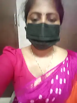 Snapshot of vasundhara26 chatting on 5, 4, 2026 vasundhara26 online show from 5, 4, 2026