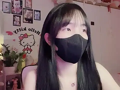 Snapshot of keelinnn19 chatting on 19, 10, 2025 keelinnn19 online show from 19, 10, 2025