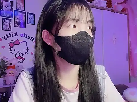 Snapshot of keelinnn19 chatting on 30, 10, 2025 keelinnn19 online show from 30, 10, 2025