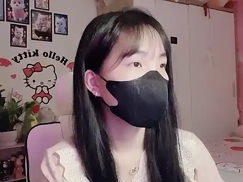 Snapshot of keelinnn19 chatting on 16, 10, 2025 keelinnn19 online show from 16, 10, 2025