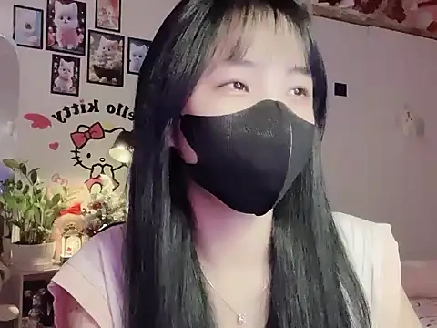 Snapshot of keelinnn19 chatting on 4, 12, 2025 keelinnn19 online show from 4, 12, 2025