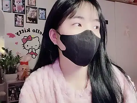 Snapshot of keelinnn19 chatting on 18, 11, 2025 keelinnn19 online show from 18, 11, 2025