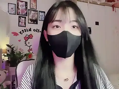 Snapshot of keelinnn19 chatting on 11, 10, 2025 keelinnn19 online show from 11, 10, 2025