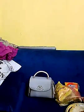 Suhana Darling online show from 1, 11, 2025