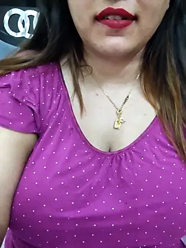 Snapshot of Suhana_Darling chatting on 9, 3, 2026 Suhana Darling online show from 9, 3, 2026