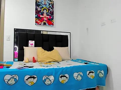 xamila muaa online show from 22, 4, 2026