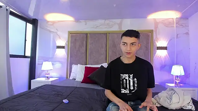 NickandAbby  online show from 7, 4, 2026