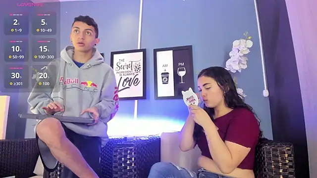 NickandAbby  online show from 15, 11, 2025